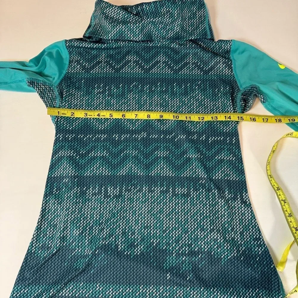 Nike Pro Women's Teal and White Dri-FIT Long Sleeve Turtle Neck Top Size Medium